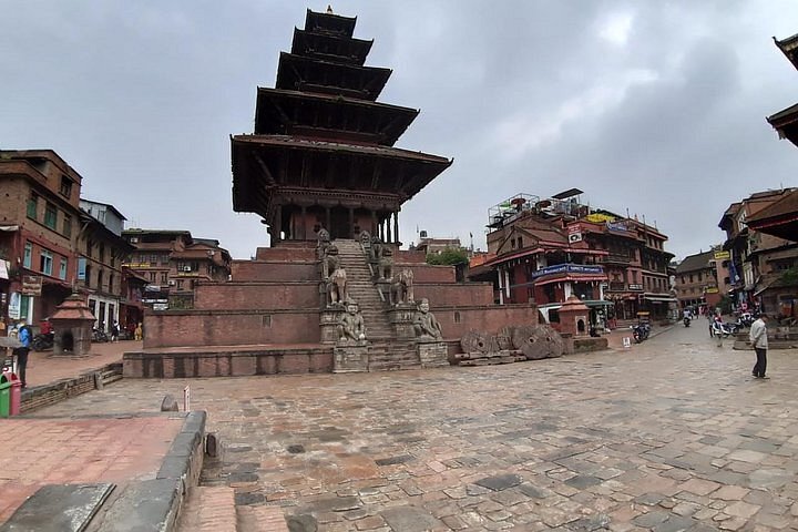 Kathmandu: Explore Nagarkot Hill Station with Bhaktapur Heritage City