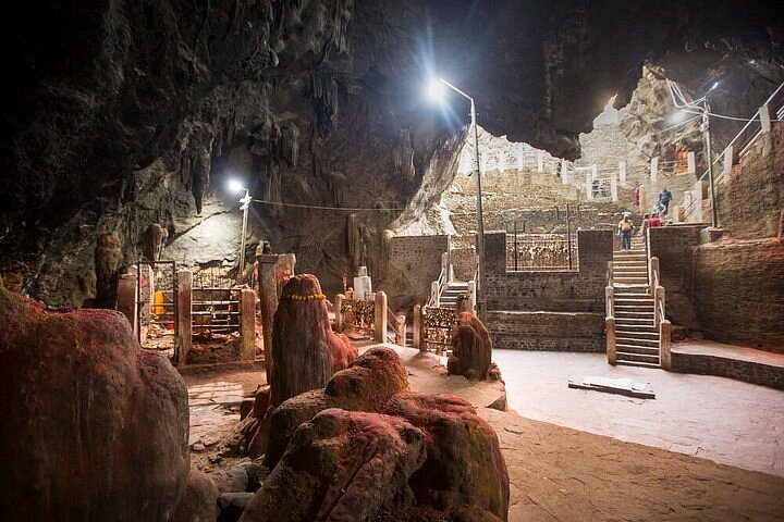 Maratika Cave "Halesi Mahadev" - 2 Nights 3 Days Jeep Tour